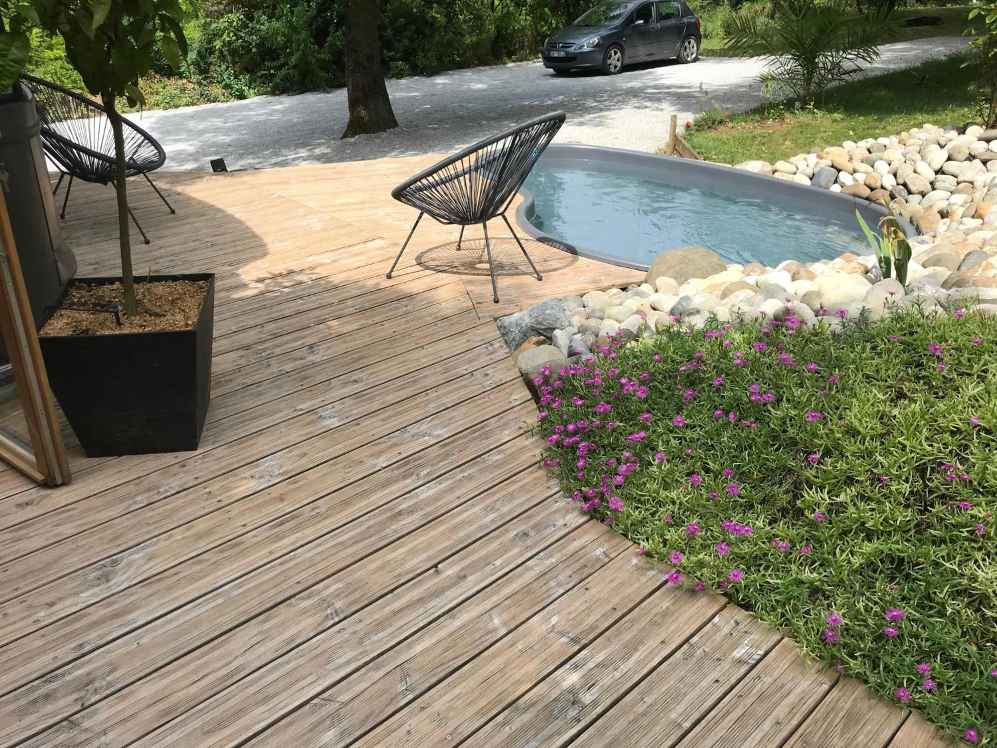 Bus Atypique Au Bord Du Canal Du Midi Et Au Coeur D'Une Foret 2 Chambres Villepinte  Exteriör bild